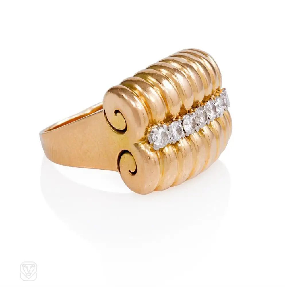 women’s custom-designed diamond rings-Retro ribbed gold and diamond ring