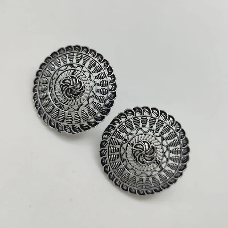 trendy earrings for women-Manisha Jewellery Oxidised Plated Studs Earrings