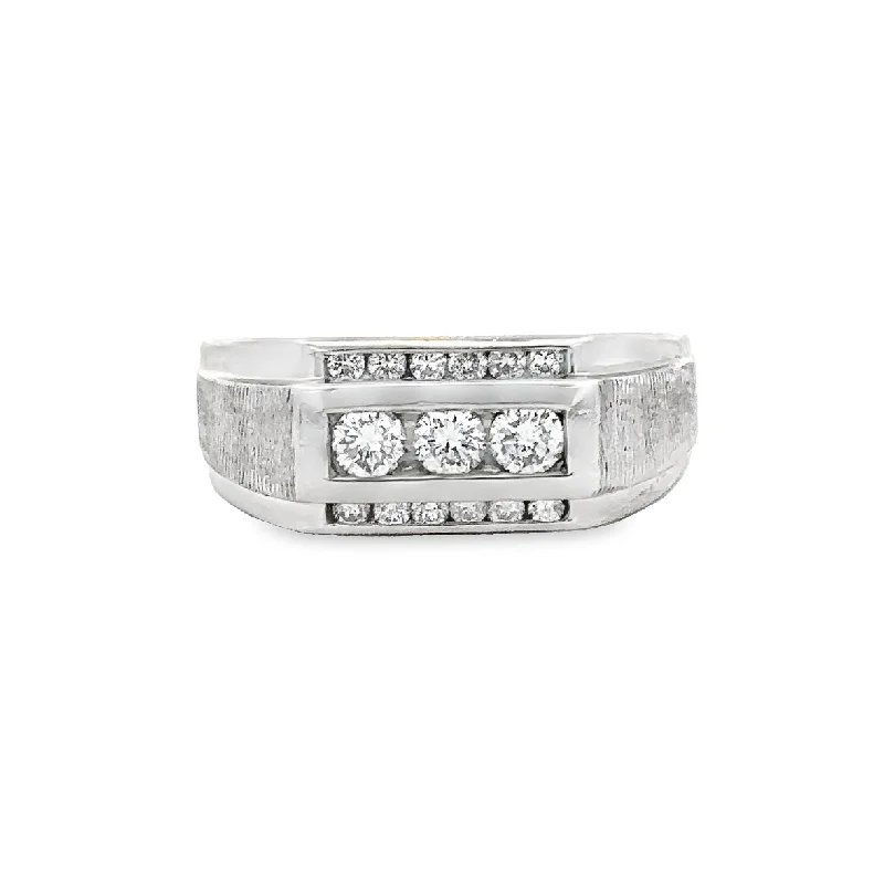 gold engagement rings with diamonds-Gents Diamond Ring in Platinum