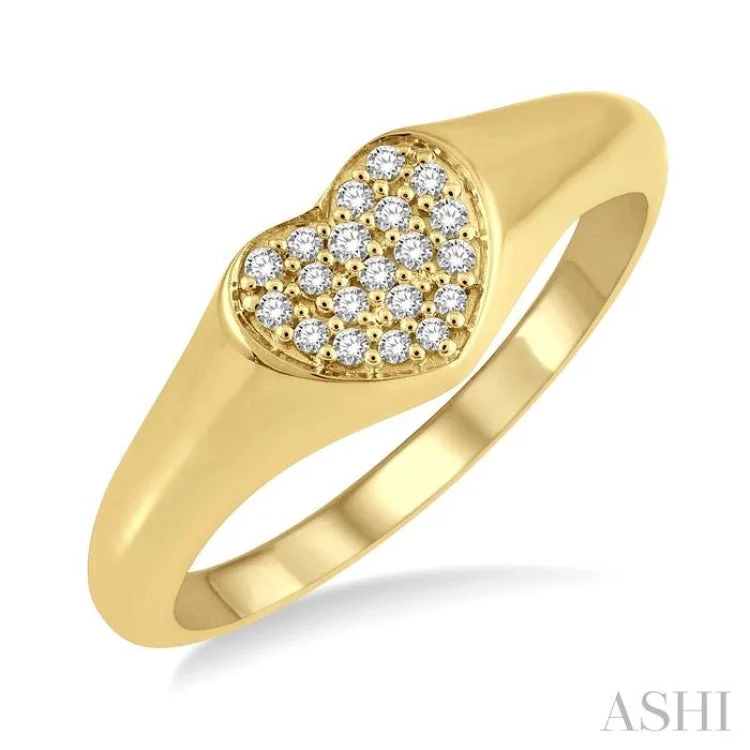 rose gold rings for women-1/10 Ctw Heart Signet Round Cut Diamond Stackable Ring in 10K Yellow Gold