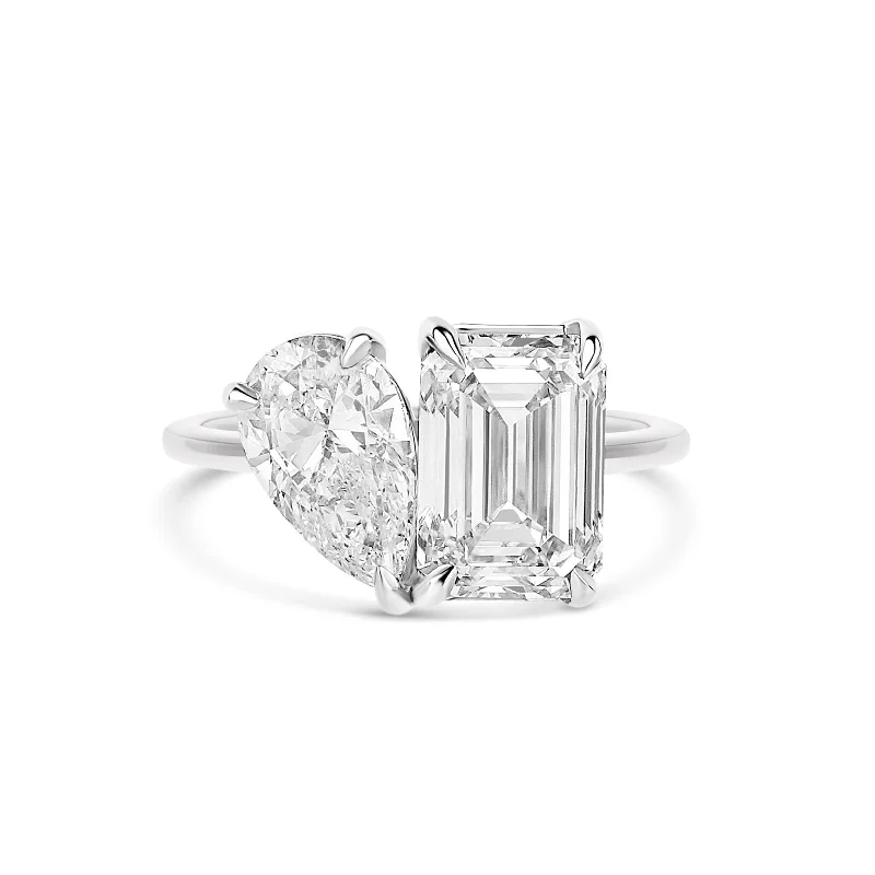 women’s engagement rings with halo diamonds-Toi-et-Moi Lab Diamond Ring on Solid Band