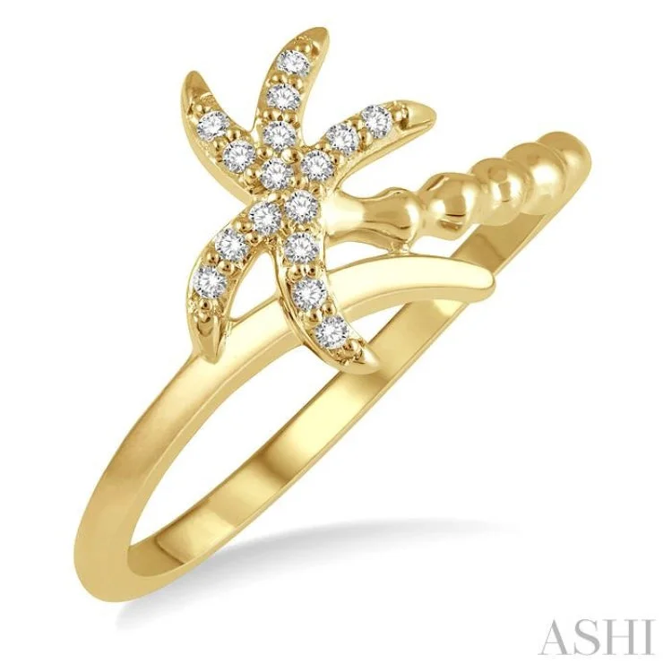 large stone rings for women-1/10 Ctw Palm Tree Round Cut Diamond Petite Fashion Ring in 10K Yellow Gold