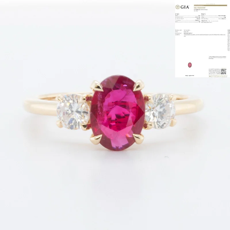 women’s antique-style engagement rings-18k Yellow Gold GIA 1.19ct Oval Ruby & 0.52ctw Round Diamond Ring G VS Size 6.5