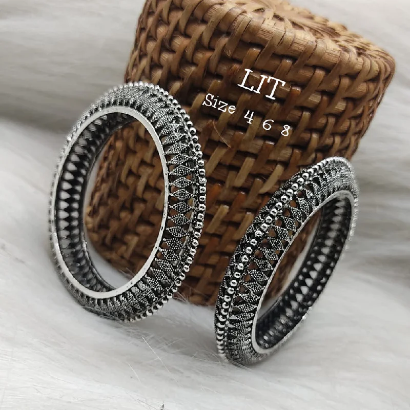 minimalist bracelets for women-Lucentarts Jewellery Oxidized Bangles Set