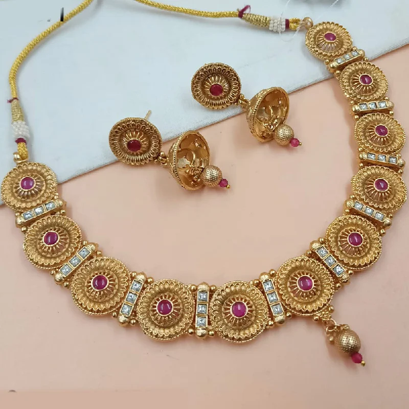 women’s statement pendant necklaces-Padmawati Bangles Gold Plated Pota Stone And Pearls Necklace Set