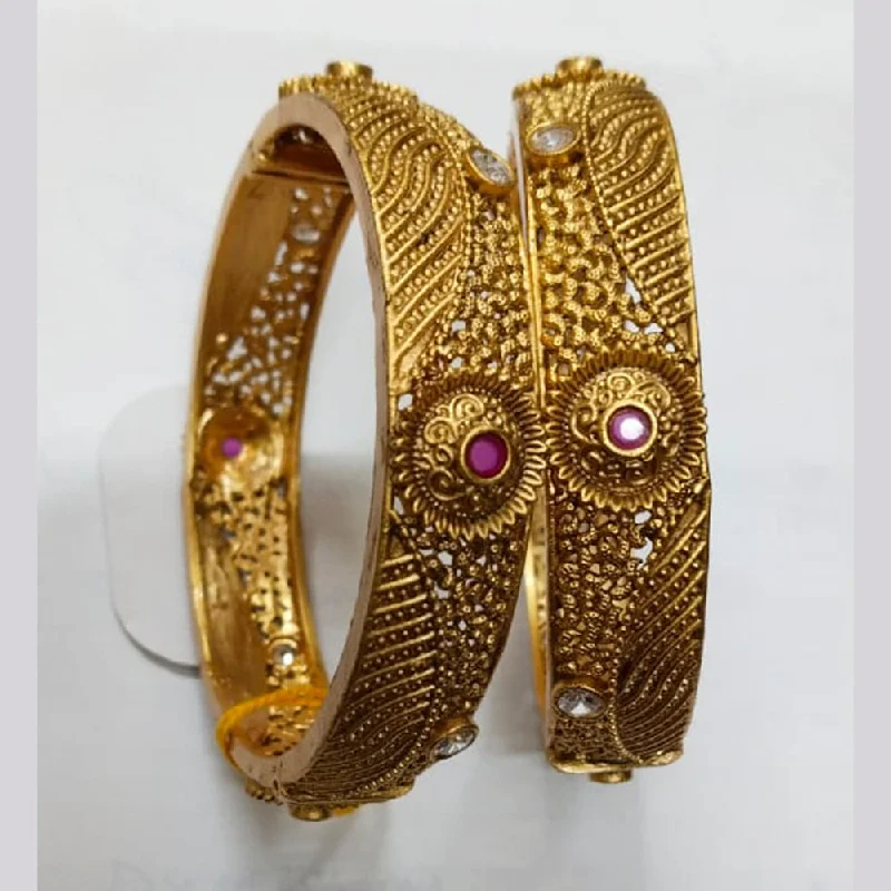 custom engraved bangles for women-Niyansh Bangles Pota Stone Gold Plated Bangles Set - 11241010