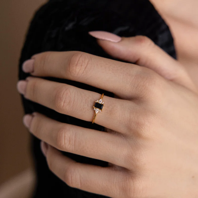 women’s rose gold engagement rings-Black Baguette Diamond Ring