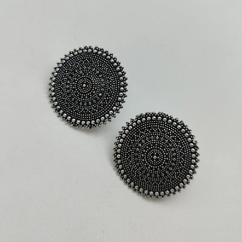 women’s drop earrings-Manisha Jewellery Black Polish Studs Earrings